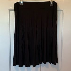 LOFT Black Skirt - Women's size L
